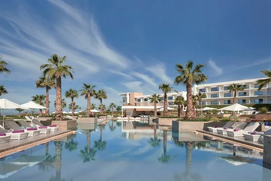 Resort Hyatt Regency Tahazout Bay bên bờ biển Morocco