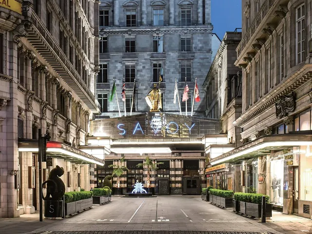 Savoy Grill by Gordon Ramsay, khách sạn Savoy, London